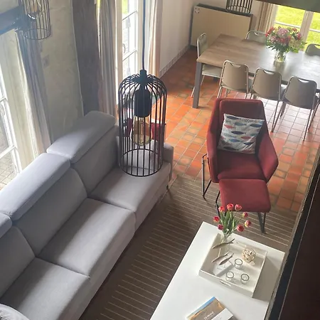 't Zeehuysje Holiday home *