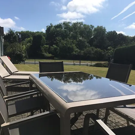 Holiday home 't Zeehuysje